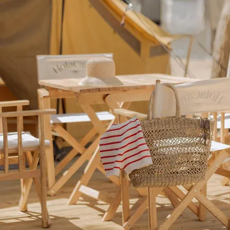 Campo de lujo Holacamp Fun Sitges